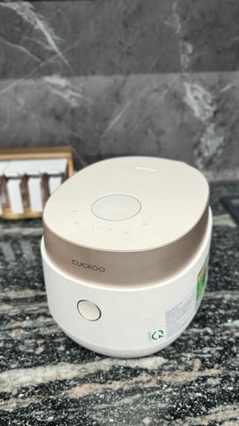 Nồi Cơm Điện Tử CUCKOO CR0685GW Dung Tích 1.08L