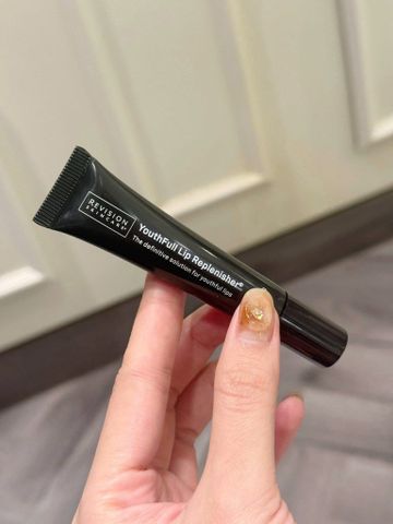Son Dưỡng Môi Căng Mọng Revision Skincare Youthfull Lip Replenisher 9,4g