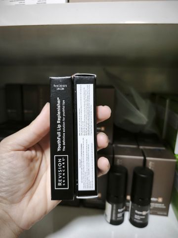Son Dưỡng Môi Căng Mọng Revision Skincare Youthfull Lip Replenisher 9,4g