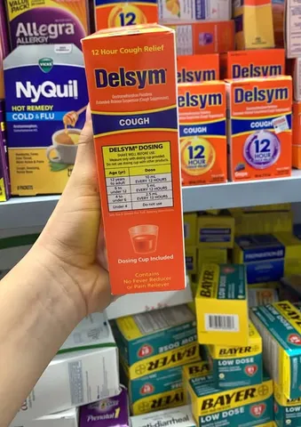 Siro ho Delsym 12 Hour Cough Relief Day or Night 296ml cho người lớn và trẻ em 4+ (vị Cam)