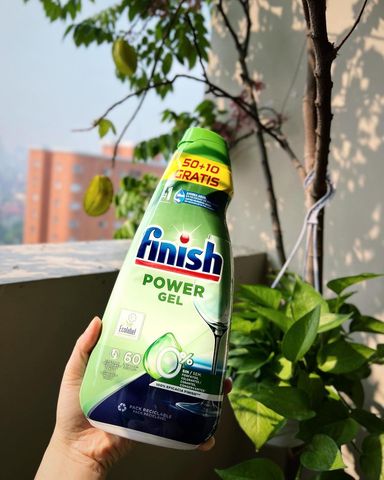 Gel Rửa Bát FINISH Eco Lành Tính 900ml