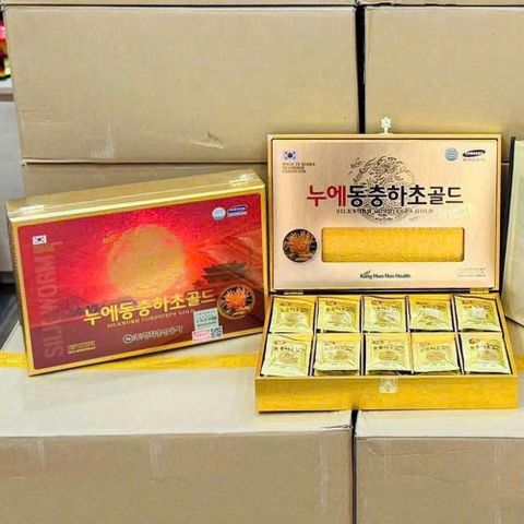 Nước Đông Trùng Hạ Thảo Gold King Hàn Quốc Hộp Gỗ Vàng 60 Gói - Tăng Cường Sinh Lực và Sức Khỏe cho Người Trung Niên 754039