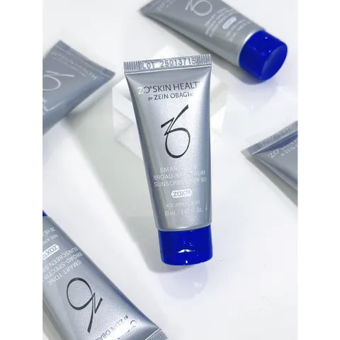Kem Chống Nắng Dành Cho Da Dầu Zo SMART TONE BROAD SPECTRUM SPF50 (20ml/50ml)
