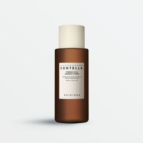 Nước hoa hồng Skin1004 Madagascar Centella Probio-Cica Essence Toner 210ml NK chính hãng