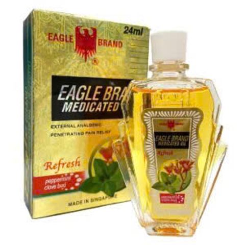 Dầu Gió con ó Vàng Eagle Brand Medicated Oil 24ml
