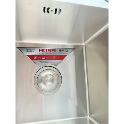 Combo Bếp Nhẹ Ví Gồm Chậu Rửa Rossi RL320H Inox 304 Và Vòi Chậu Rossi R803C1