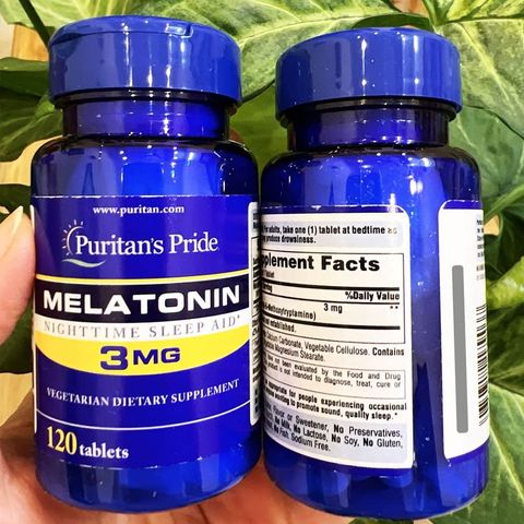 Viên uống hỗ trợ giấc ngủ Puritan’s Pride Melatoniin 3mg 120 viên