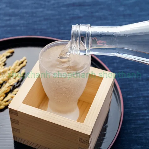 Sake Vảy Vàng Mặt Trời Đỏ Takara Shuzo Nhật Bản Chính Hãng – Sake Vảy Vàng Cao Cấp 720ml & 1800ml