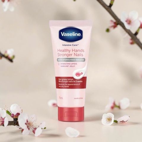 Kem Dưỡng Da Tay Vaseline Healthy Hands Stronger Nails 75ml Nhập Khẩu