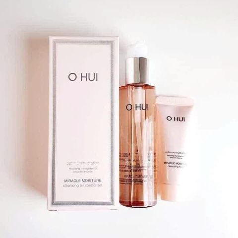 Set dầu tẩy trang OHUI Miracle Moisture 150ml và sữa rửa mặt 40ml