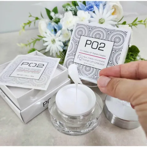 KEM DƯỠNG TRẮNG DA PO2 TONE UP CREAM