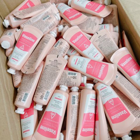 Kem Dưỡng Da Tay Vaseline 24h Deep Moisture Hand & Nail Cream (60ml)