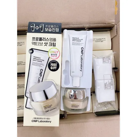 SET KEM DƯỠNG KEO ONG CNP MUA 1 TẶNG 1
