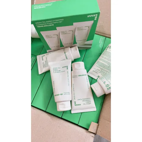 Sửa rửa mặt Innisfree Green Tea Foam Cleanser mẫu mới 150g