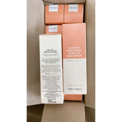 Serum chống nắng VELY VELY Vitamin Dark Spot Tone-up Sun Serum SPF50+ PA++++