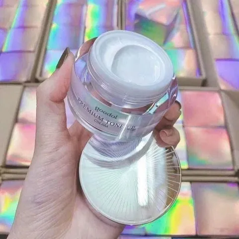 KEM ỐC SÊN HÀN QUỐC GOODAL PREMIUM TONNER UP CREAM 30ML