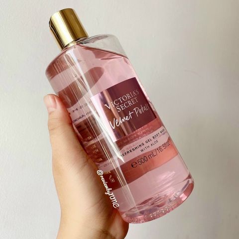 Sữa tắm VICTORIA mẫu mới 500ml mùi chuẩn