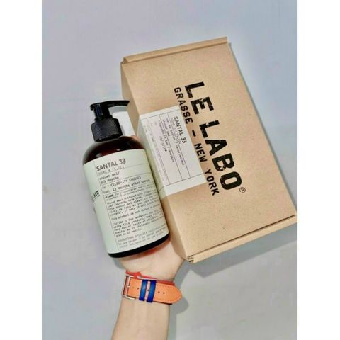 Sữa Tắm Hương Nước Hoa Le Labo Santal33 300ml