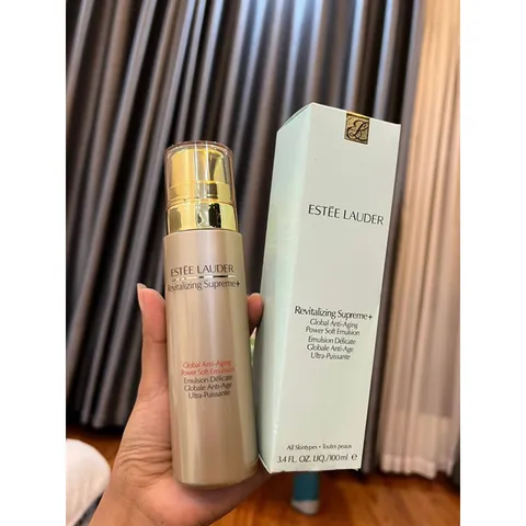 Sữa dưỡng tái tạo da cao cấp Estee Lauder Revitalizing Supreme+ Global Anti-Aging Power Soft Emulsion 100ml