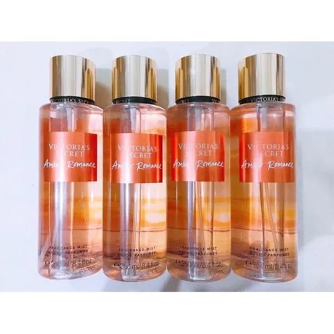 Xịt Thơm Victoria’s Secret Amber Romance 250ml