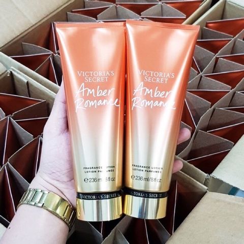 DƯỠNG THỂ NƯỚC HOA VICTORIA’S SECRET LOTION 236ML US