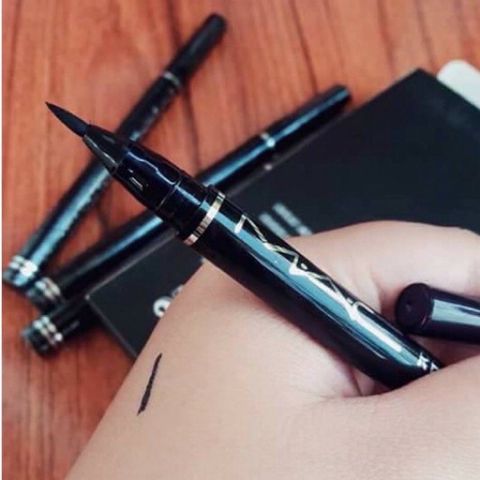 Follow shop 06/03 Kẻ mắt Mistine Super Black Fixed Liner