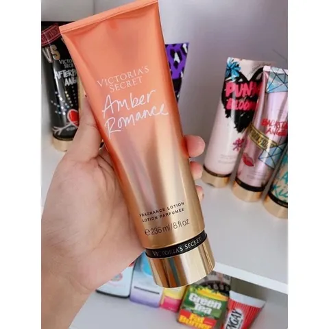 Dưỡng thể nước hoa  Aqua Kis Lace Frangrance Lotion 236ml