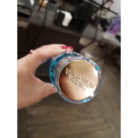 Xịt thơm toàn thân Victoria's Secret Rush 250 ml