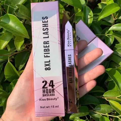 Mascara vỏ hồng làm dày và dài mi của kiss beauty
