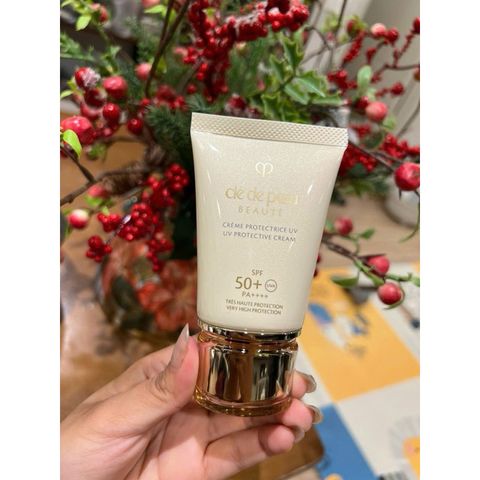 Kem Chống Nắng Cle De Peau UV Protective Cream SPF 50+