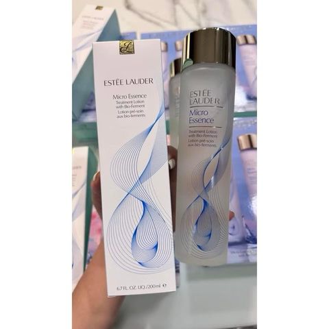 Nước thần kiêm toner trẻ hóa da Est  Micro Essence Skin Activating Treatment Lotion 200ml