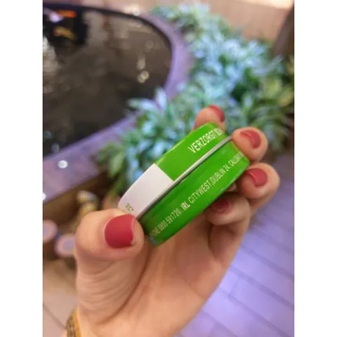 Son dưỡng môi Hộp thiếc Vaselline 20gr