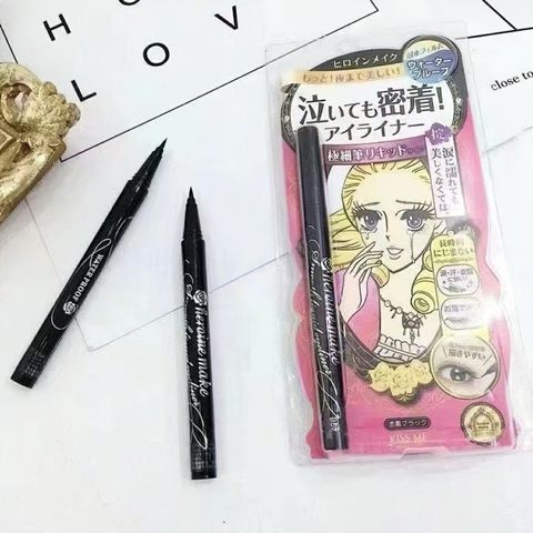 Bút Kẻ Mắt Dạng Lỏng Siêu Mịn Tự Nhiên Mau Khô Mịn Màng Chống Nước Lâu Trôi Không Lem