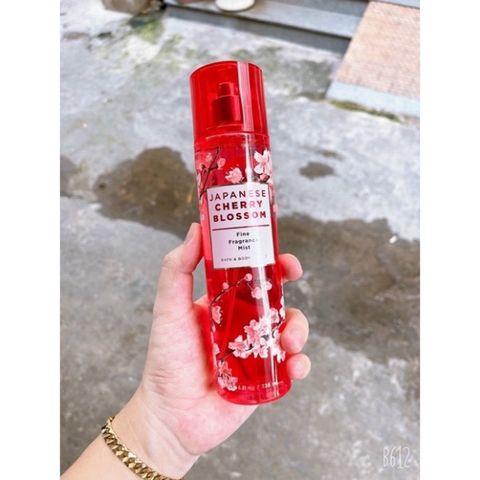 Xịt thơm toàn thân Bath & Body Works fragrance mist 236ml