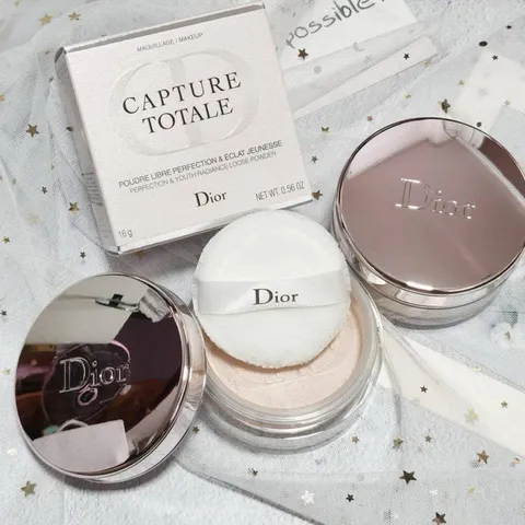 Phấn Phủ Dạng Bột Dior Capture Totale Compact với khả năng kiềm dầu rất tốt