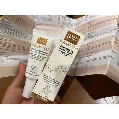 Kem giảm nám tàn nhang Martiderm loại bỏ đốm nâu sắc tố làm đều màu cho da trắng sáng 40ml