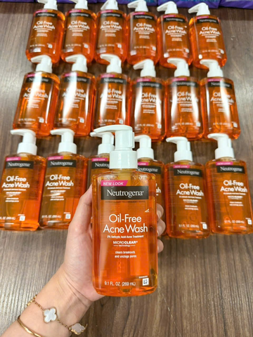 Gel rửa mặt ngừa mụn Neutrogena Oil-Free Acne Wash 269ml