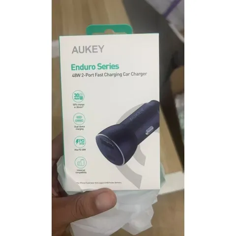 Tẩu Sạc Nhanh Ô Tô 48W AUKEY CC-Y48, 2 Cổng Type C PD và USB QC3.0 Siêu Nhỏ Gọn, Vỏ Kim Loại