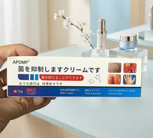 Kem Bôi Nấm Ngứa A.P.D.M.P Làm Dịu Viêm Da Cơ Địa - Cung Cấp Độ Ẩm Và Bảo Vệ Da Khỏi Các Tác Nhân Gây Hại 15G