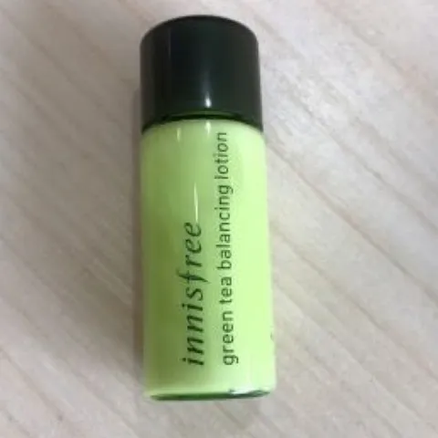 SỮA DƯỠNG TRÀ XANH GREEN TEA BALANCING LOTION INNISFREE 15ml 759910