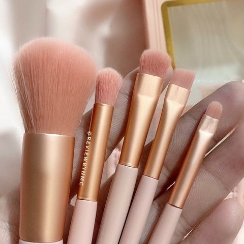 Bộ cọ trang điểm Peachy Brush Set 5 cây tone Cam đào 760055