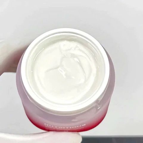 Kem dưỡng trắng căng bóng da chống lão hoá Nutritious chiết xuất từ quả lựu 50ml 760084