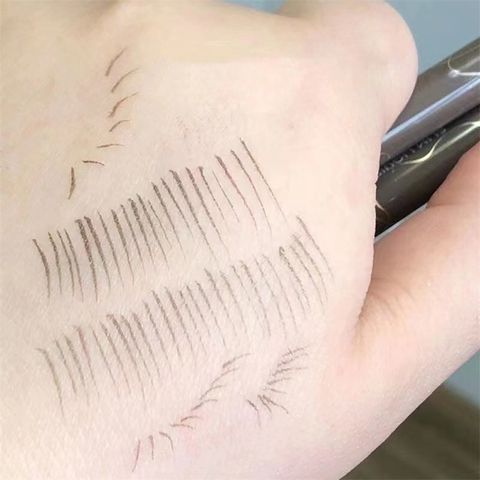 HOT Bút Kẻ Mắt Dạng Lỏng 3 Màu tùy chọn lựa Lâu Trôi chống hút Nước 760352