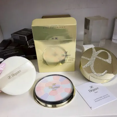 Phấn phủ Cao cấp kiềm dầu hiệu chỉnh sắc da Elegance Nhật bản 27gram 760365