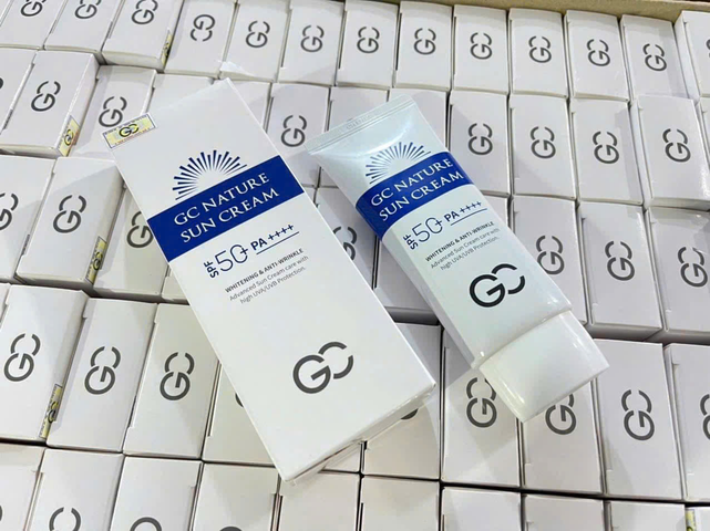 Kem Dưỡng Ẩm Chống Nắng Gigi Comfort Day Cream SPF20 nk