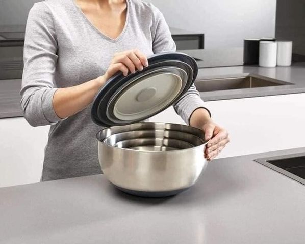 Bộ 4 Âu Inox Kèm Nắp Xếp Chồng JOSEPH JOSEPH 95025 