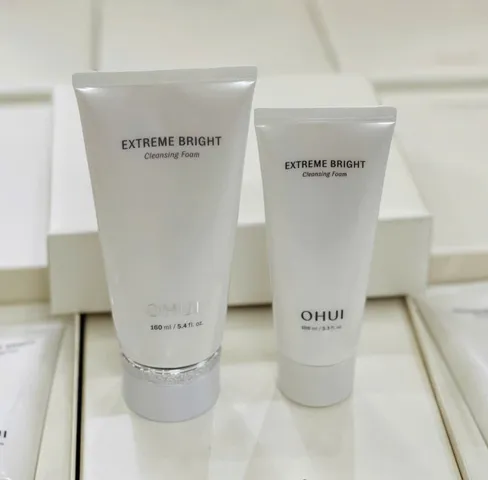 Set Sữa Rửa Mặt Dưỡng Trắng Da Ohui Extreme Bright Cleansing Foam 160ml + 100ml - Giúp Đều Màu Da và Ngăn Ngừa Chân Nám 761713