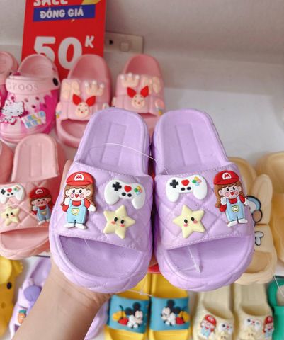 Dép bánh mì hoạt hình vui nhộn cute đáng yêu chống trơn trượt mùa hè cho bé gái