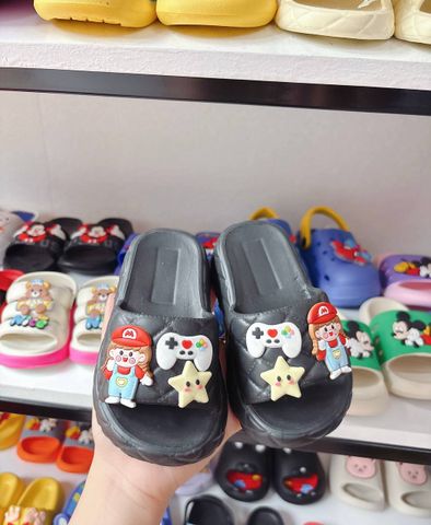 Dép bánh mì hoạt hình vui nhộn cute đáng yêu chống trơn trượt mùa hè cho bé gái