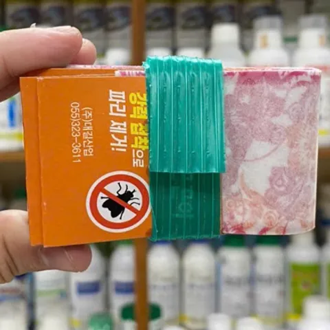 1 Miếng keo dính thằn lằn/thạch sùng , bắt ruồi đa năng Hàn Quốc.